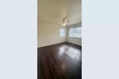 800 Otis Street, Taylor, TX 76574 - Photo 12