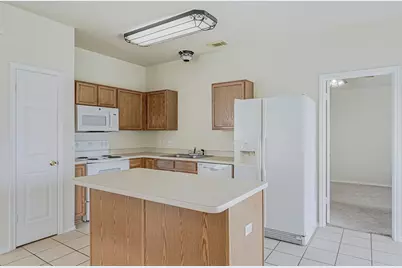 15205 Lantern Drive, Pflugerville, TX 78660 - Photo 6