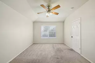 15205 Lantern Dr, Pflugerville, TX 78660 - Photo 12