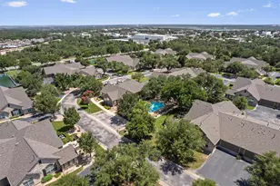 30 Wildwood Dr, Georgetown, TX 78633 - Photo 38