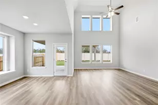15201 Peach Rise Dr, Manor, TX 78653 - Photo 2