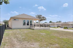 201 Limestone Shoals Ct, Georgetown, TX 78633 - Photo 34