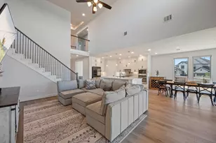 162 Groundhog Dr, Buda, TX 78610 - Photo 4