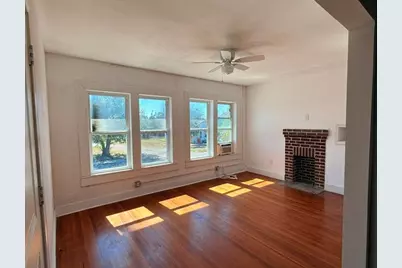 323 E Avenue C Avenue, Robstown, TX 78380 - Photo 2