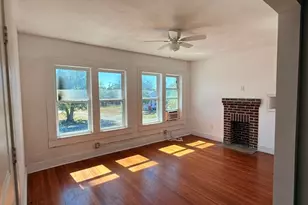 323 E Ave C Ave, Robstown, TX 78380 - Photo 2