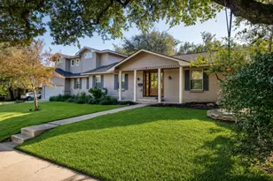 3927 Knollwood Dr, Austin, TX 78731 - Photo 2