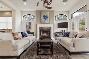 6 Monarch Oaks Ln, Austin, TX 78738 - Photo 4