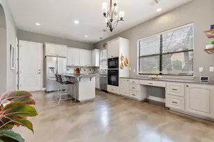 6 Monarch Oaks Ln, Austin, TX 78738 - Photo 10