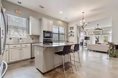 6 Monarch Oaks Lane, The Hills, TX 78738 - Photo 8