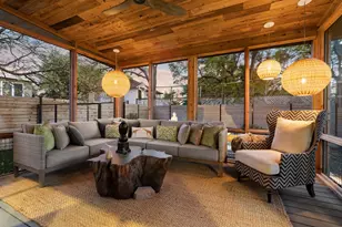 713 E 32nd St, Austin, TX 78705 - Photo 20