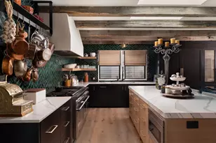 713 E 32nd St, Austin, TX 78705 - Photo 10