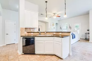 813 Kingston Lacy Blvd, Pflugerville, TX 78660 - Photo 8