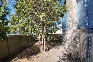 8616 Putnam Dr, Austin, TX 78757 - Photo 22