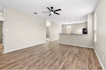 508 Crane Crest Drive, Jarrell, TX 76537 - Photo 4