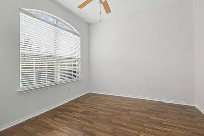 501 Silver Trail, Round Rock, TX 78664 - Photo 10