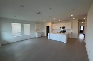 316 Rockies Rd, Hutto, TX 78634 - Photo 2