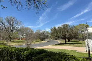 7313 Rhett Pl, Austin, TX 78744 - Photo 30