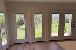 7313 Rhett Pl, Austin, TX 78744 - Photo 8