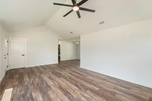109 Elizabeth Dr, Spicewood, TX 78669 - Photo 6