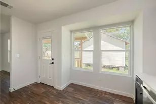 109 Elizabeth Dr, Spicewood, TX 78669 - Photo 12