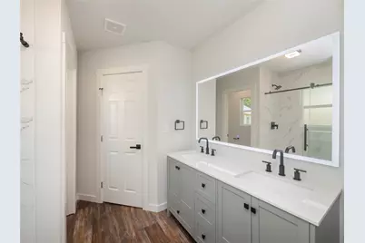 109 Elizabeth Drive, Spicewood, TX 78669 - Photo 16