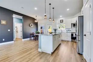 18322 Lake Oaks Dr, Jonestown, TX 78645 - Photo 18