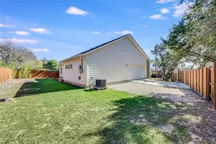 18322 Lake Oaks Dr, Jonestown, TX 78645 - Photo 30