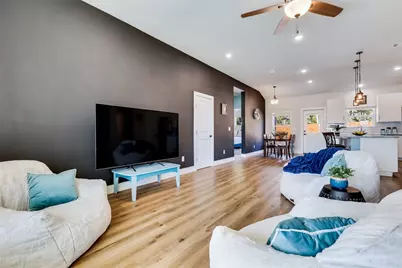 18322 Lake Oaks Drive, Jonestown, TX 78645 - Photo 6