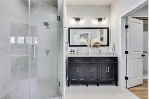 18322 Lake Oaks Dr, Jonestown, TX 78645 - Photo 22