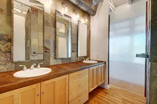 1308 W North Loop Blvd W, Austin, TX 78756 - Photo 22