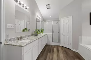 11310 Spicewood Club Dr, Austin, TX 78750 - Photo 20
