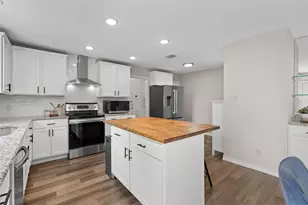11310 Spicewood Club Dr, Austin, TX 78750 - Photo 14