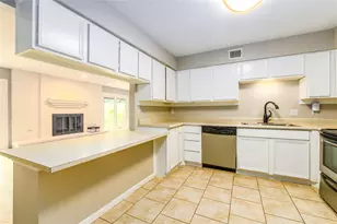 9009 N Plaza, Austin, TX 78753 - Photo 8