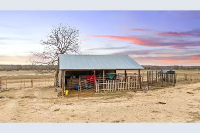 1274 County Road 2806, Lampasas, TX 76550 - Photo 38