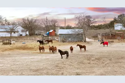 1274 County Road 2806, Lampasas, TX 76550 - Photo 40