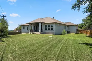 7401 Turnback Ledge Trail, Lago Vista, TX 78645 - Photo 38