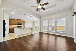 119 Legends of Hutto Tr, Hutto, TX 78634 - Photo 4