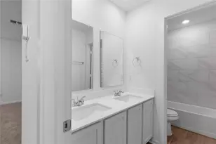 13725 Tucker Hedge Pass, Elgin, TX 78621 - Photo 20