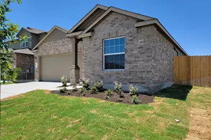 100 Montego St, Hutto, TX 78634 - Photo 2
