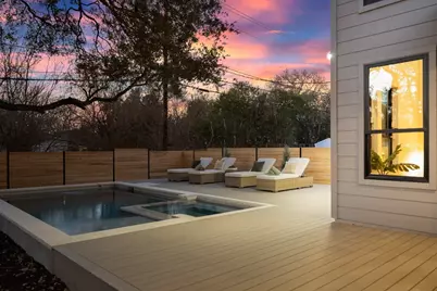 7706 Rutgers Avenue, Austin, TX 78757 - Photo 22