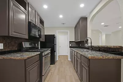8205 Georgie Trace Avenue, Austin, TX 78747 - Photo 4