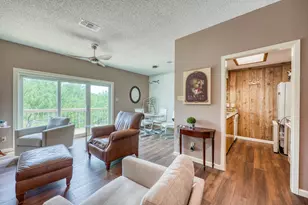 801 Grassy Knoll, Horseshoe Bay, TX 78657 - Photo 4