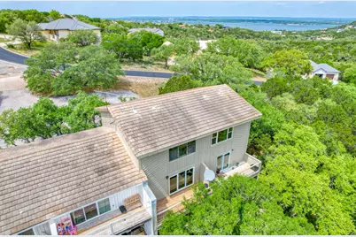 801 Grassy Knoll #B, Horseshoe Bay, TX 78657 - Photo 2
