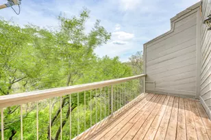 801 Grassy Knoll, Horseshoe Bay, TX 78657 - Photo 12