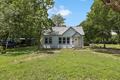 1301 Sloan Street, Taylor, TX 76574 - Photo 6