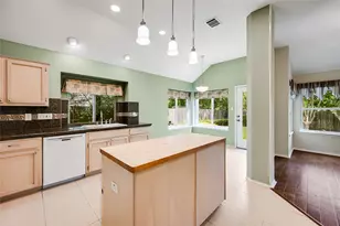 11108 Crossland Dr, Austin, TX 78726 - Photo 8