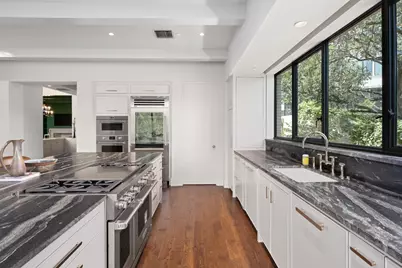 4500 River Wood Court, Austin, TX 78731 - Photo 14