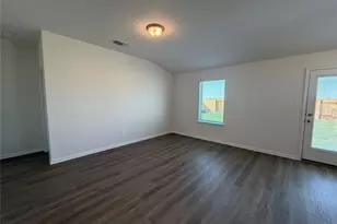 121 Honey Bee Rd, Jarrell, TX 76537 - Photo 6