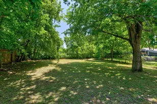 5406 Bolm Rd, Austin, TX 78721 - Photo 18