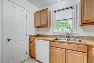 5406 Bolm Rd, Austin, TX 78721 - Photo 8